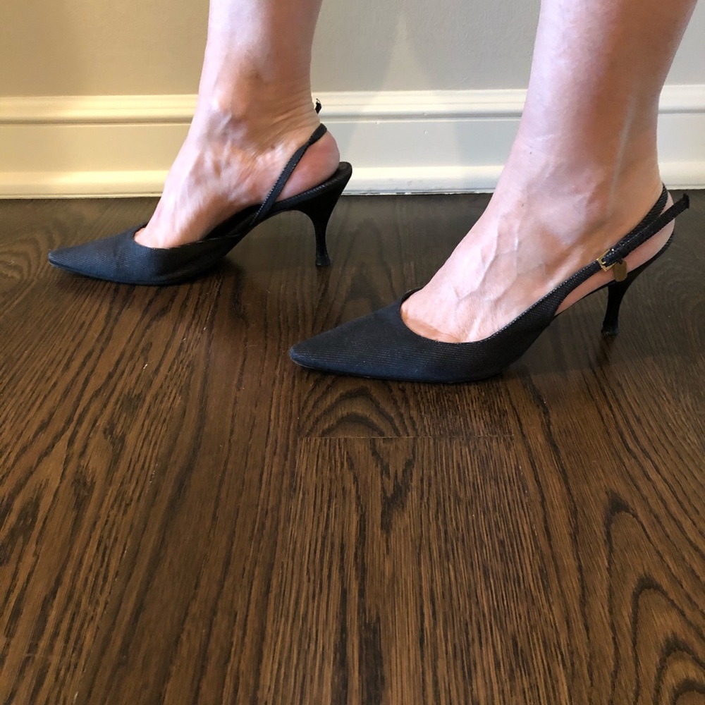 Gucci | Dark Denim Pointed-Toe Heels (Sz 38 1/2)